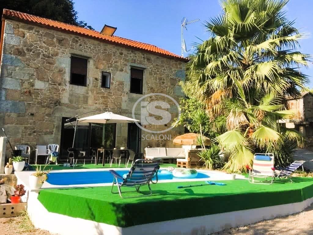 Foto 2 Casa gallega con estilo moderno situada en el entorno del Pazo de Rubianes